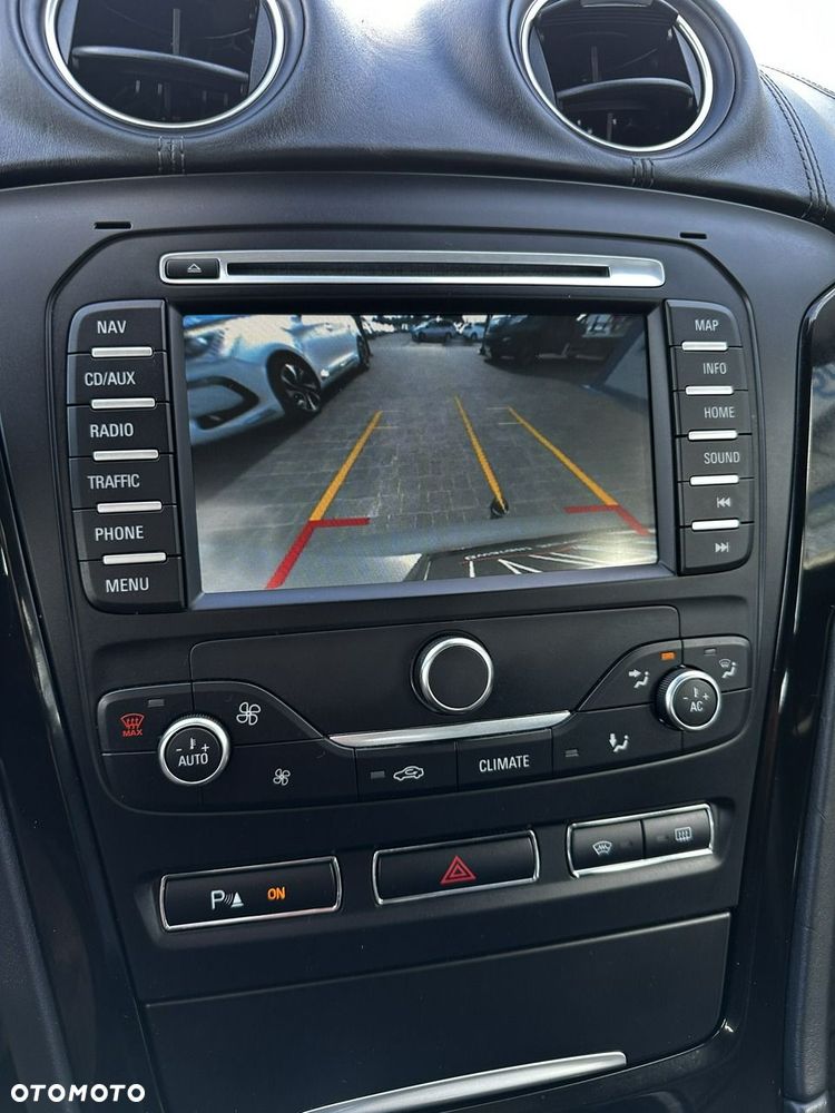 Ford Mondeo - 23