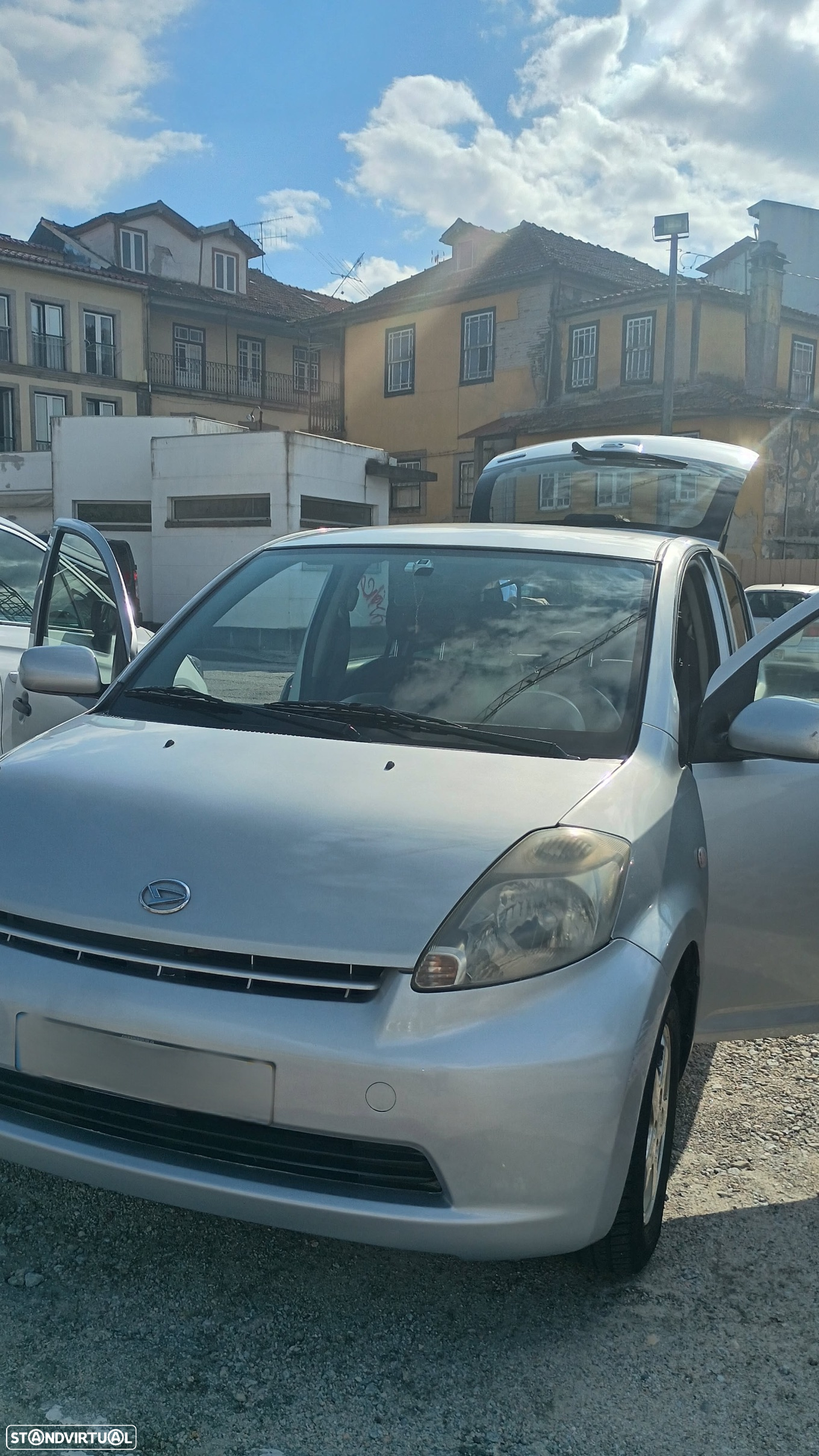 Daihatsu Sirion 1.0 - 2