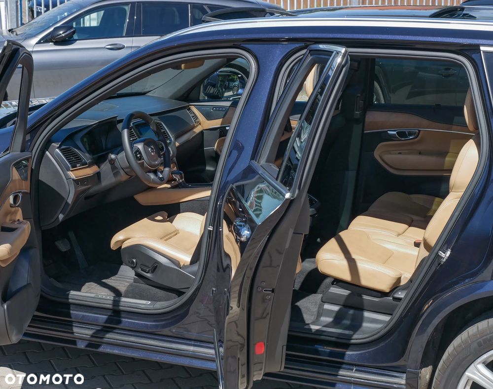 Volvo XC 90 D5 SCR AWD Inscription 7os - 21