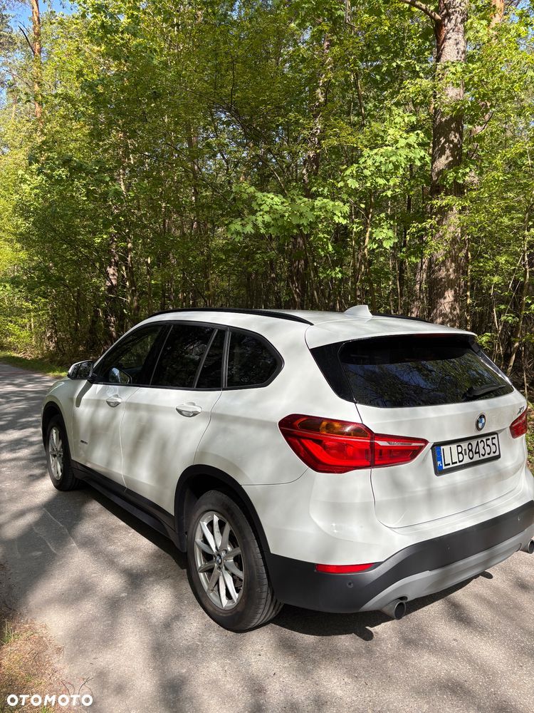 BMW X1 xDrive20i - 4