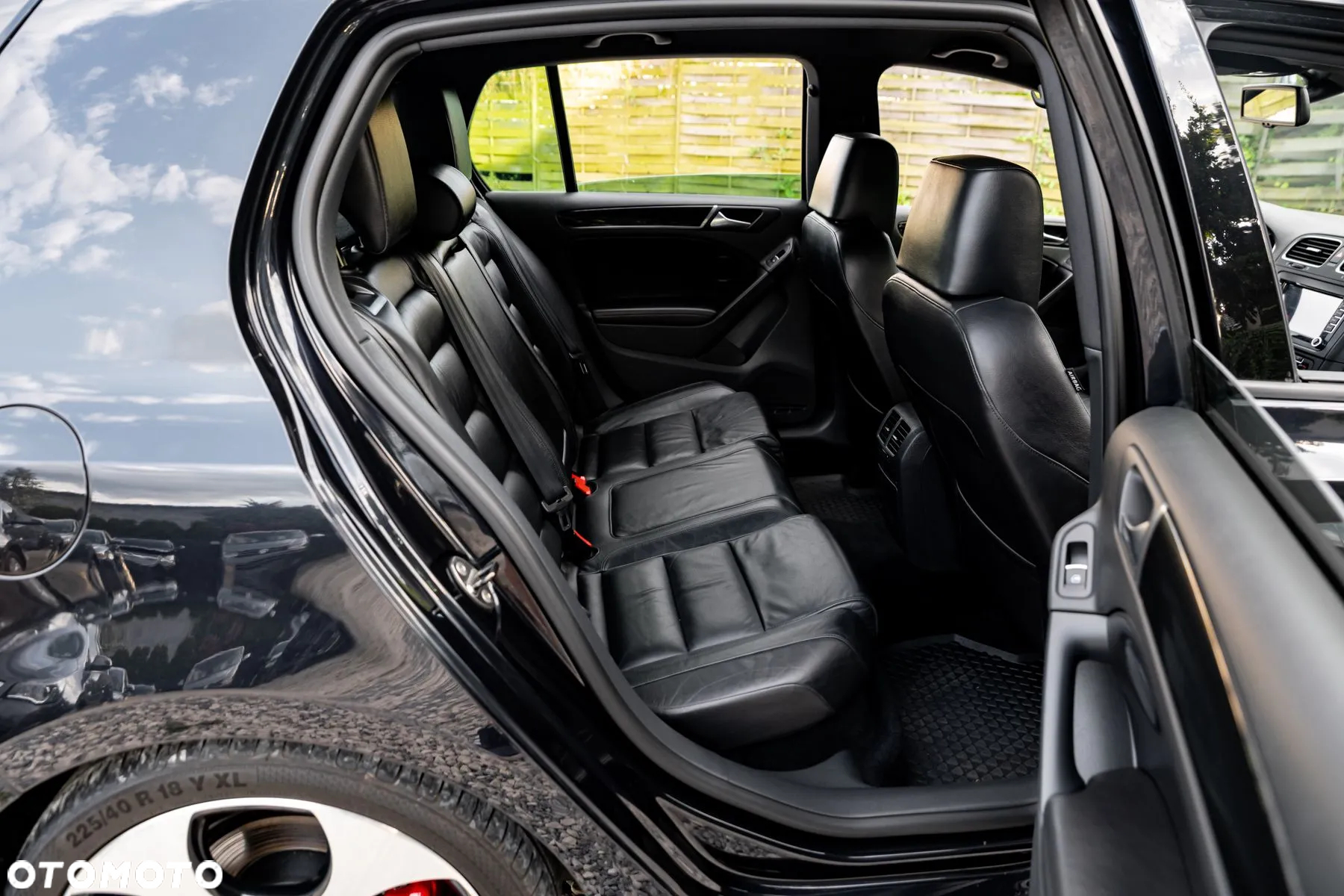 Volkswagen Golf 2.0 GTI DSG - 21