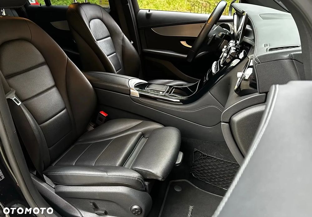 Mercedes-Benz GLC 250 4-Matic - 8