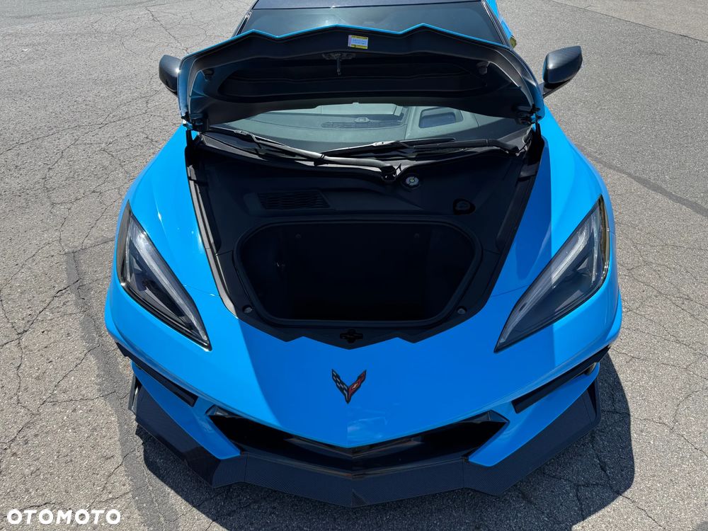 Chevrolet Corvette Stingray 2LT 6.2 V8 Automatik - 32