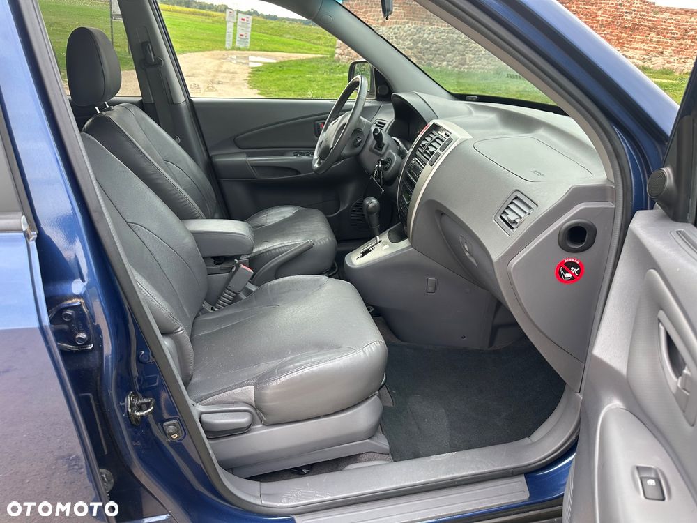 Hyundai Tucson 2.0 CRDi Elegance + - 19