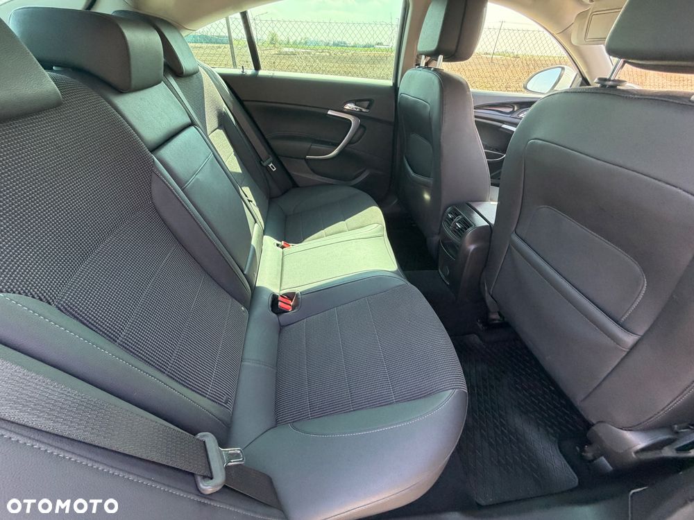 Opel Insignia 2.0 CDTI - 18