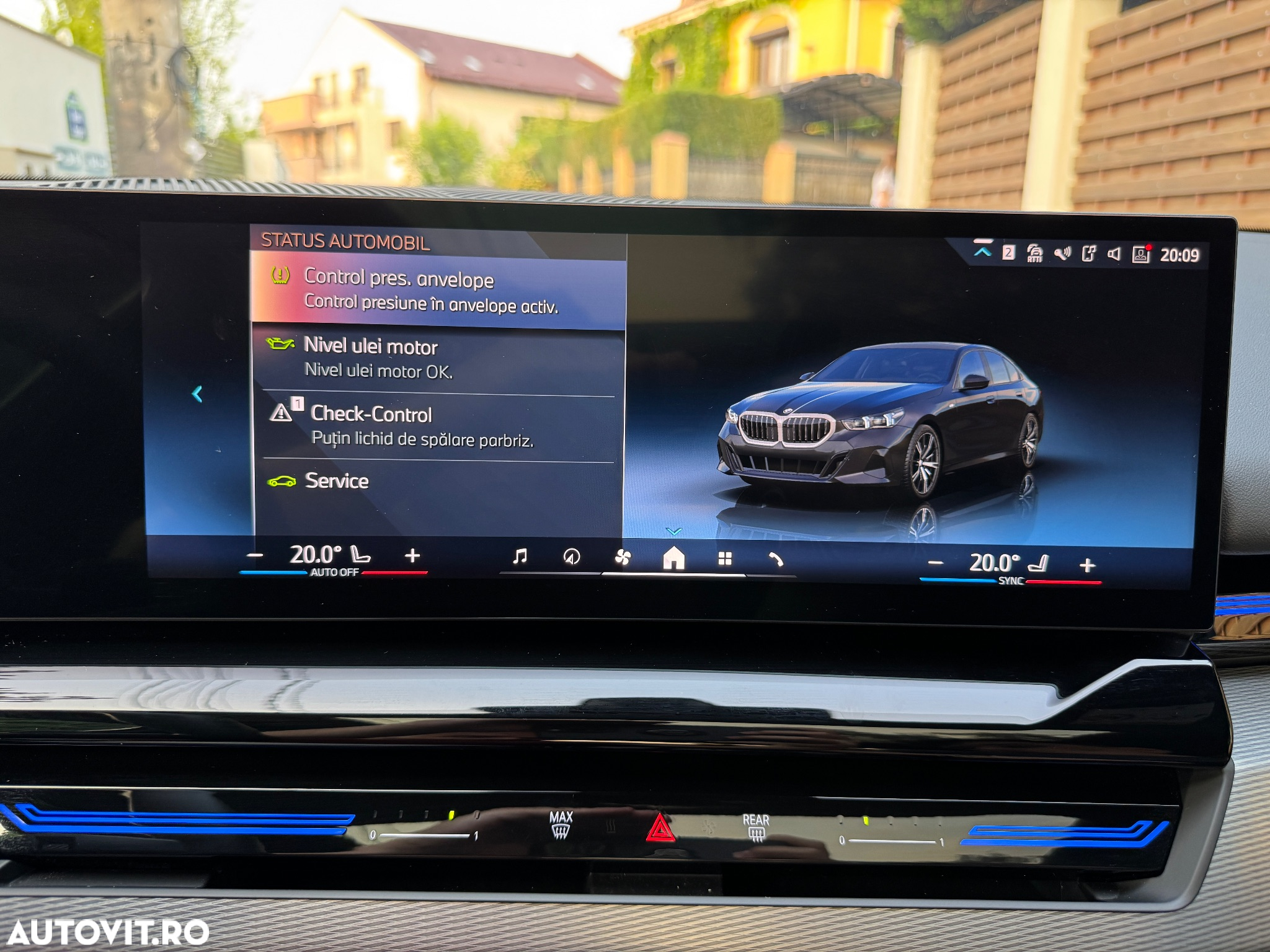 BMW Seria 5 520i AT MHEV - 23