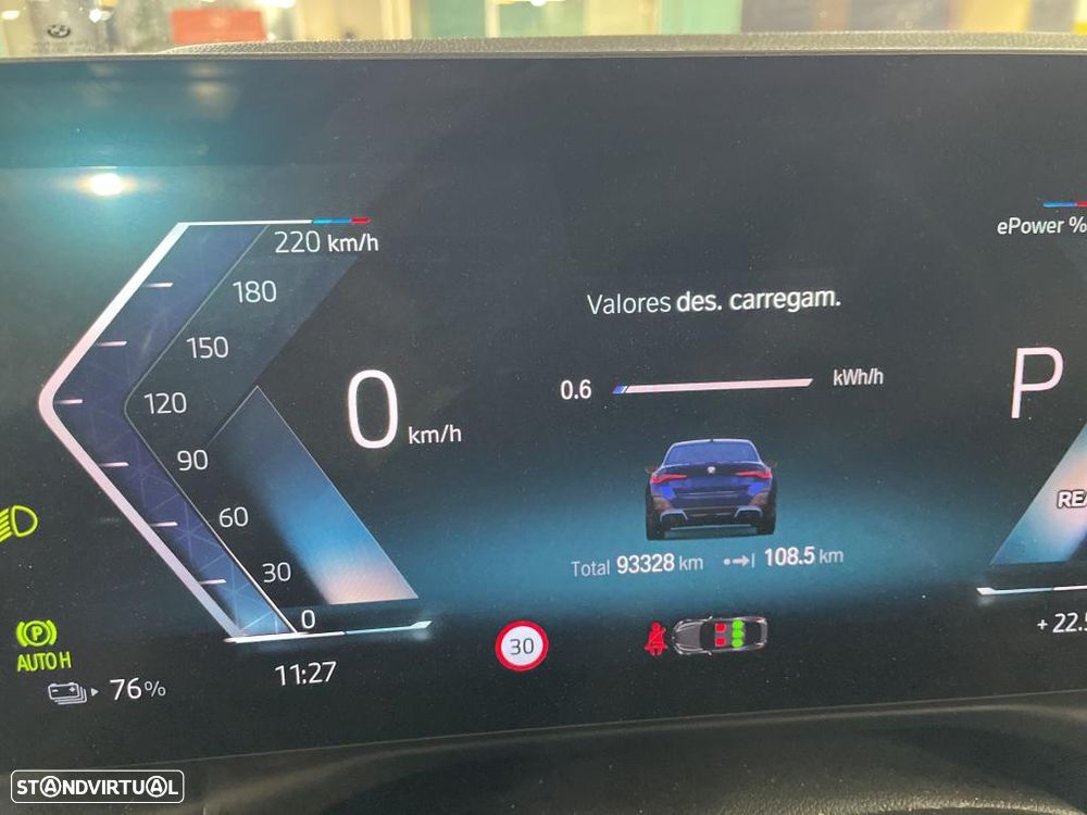 BMW i4 eDrive40 Desportiva M - 7