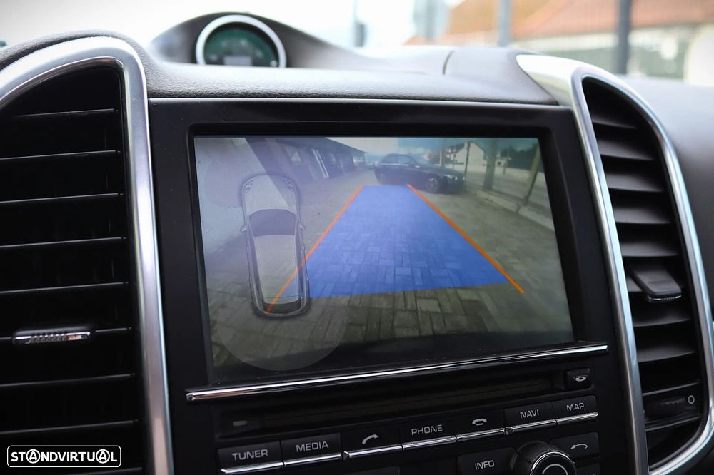 Porsche Cayenne S E-Hybrid - 6