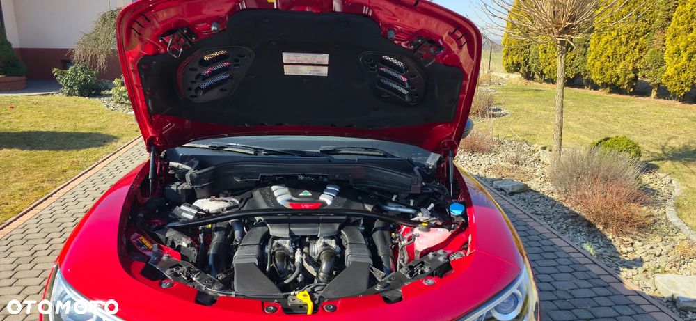 Alfa Romeo Stelvio V6 2.9 Bi-Turbo AT8-Q4 Quadrifoglio - 8