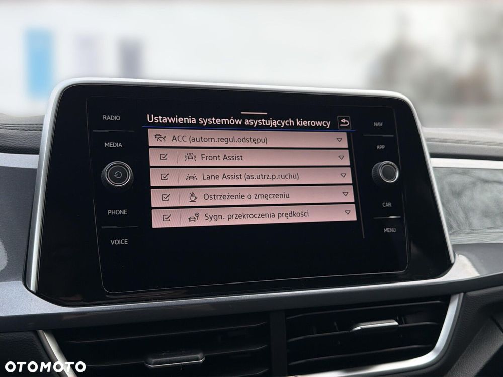 Volkswagen T-Roc 1.5 TSI Style DSG - 28