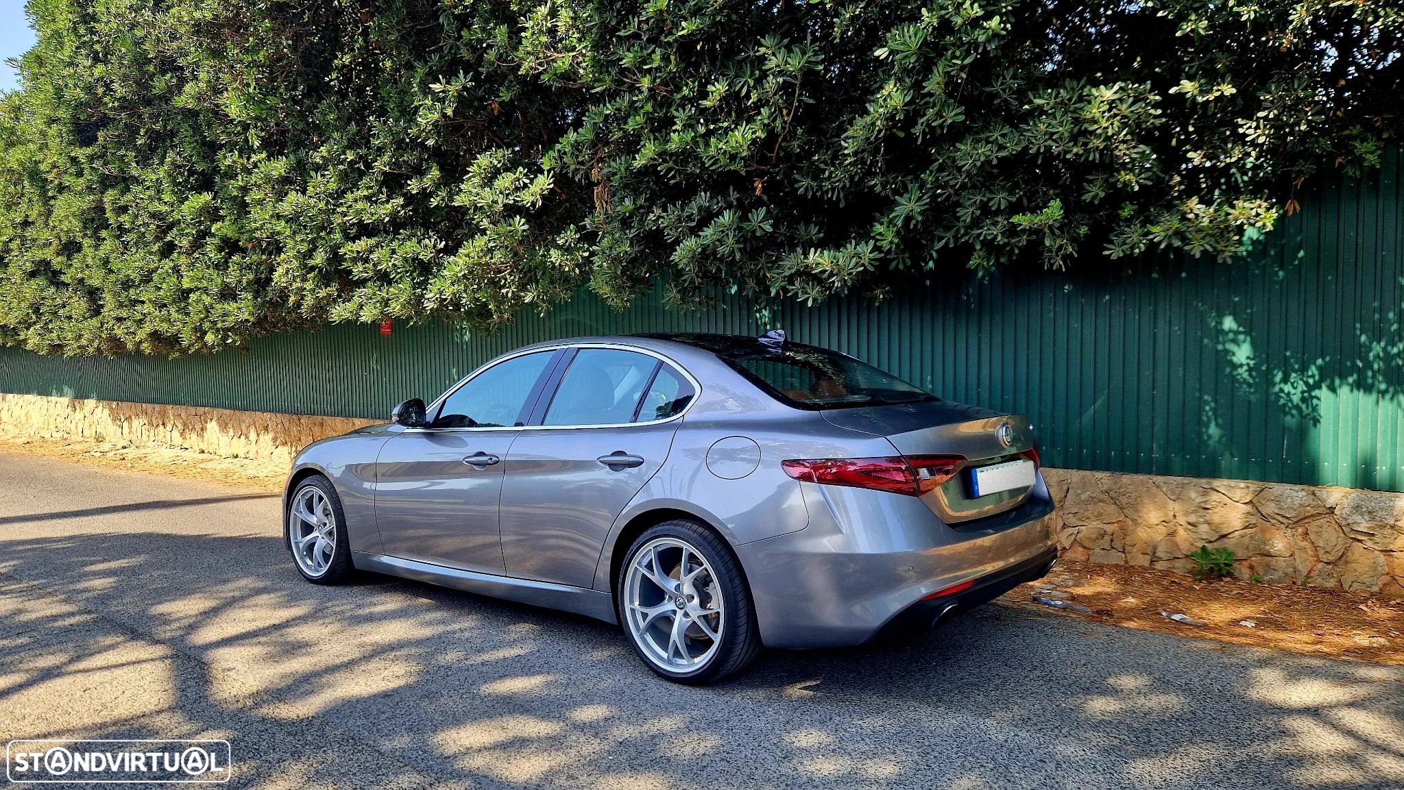 Alfa Romeo Giulia 2.0 AT8 - 1