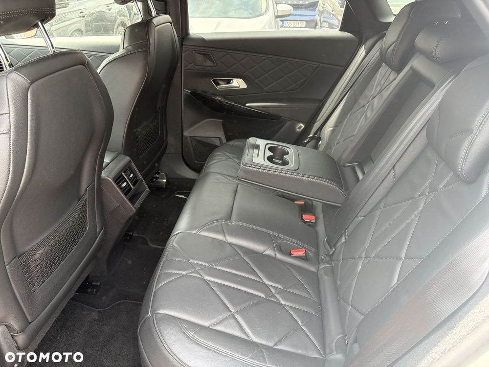DS Automobiles DS 7 Crossback - 11