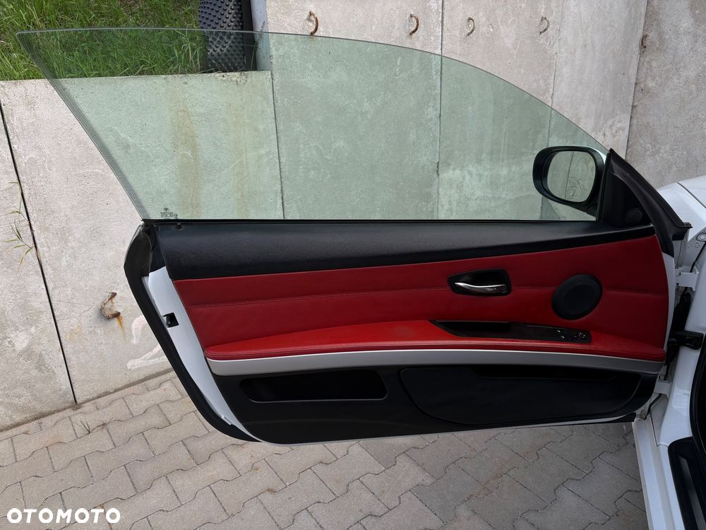 BMW Seria 3 320d DPF M Sport Edition - 17