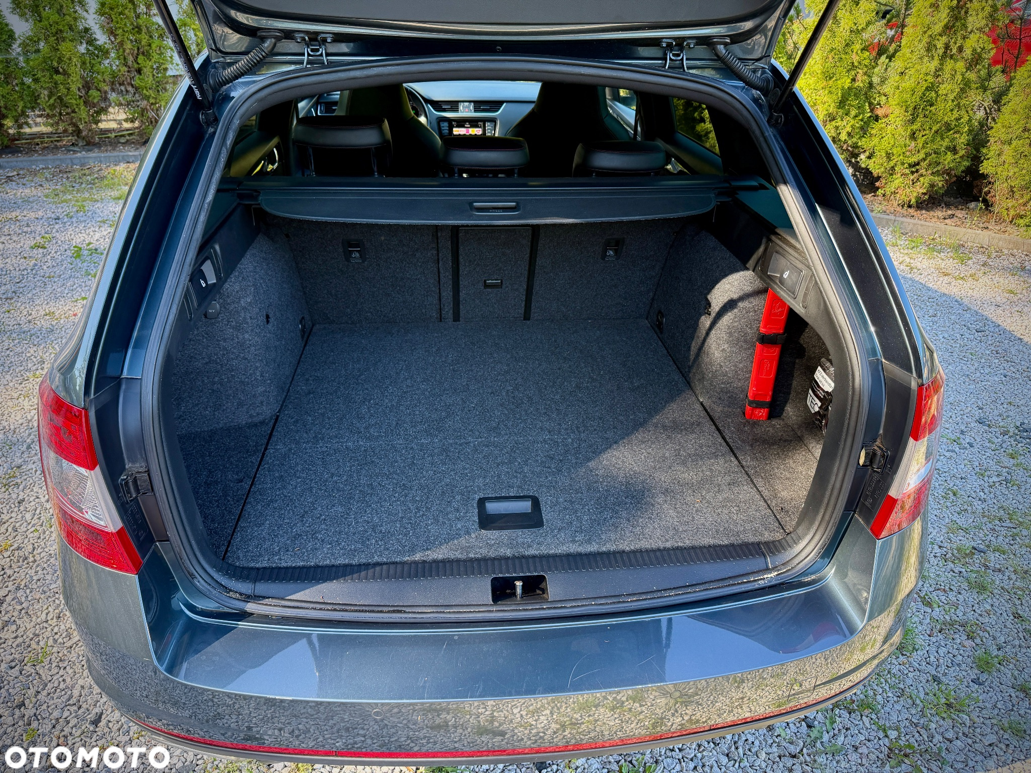 Skoda Octavia Combi 2.0 TDI DSG RS - 14