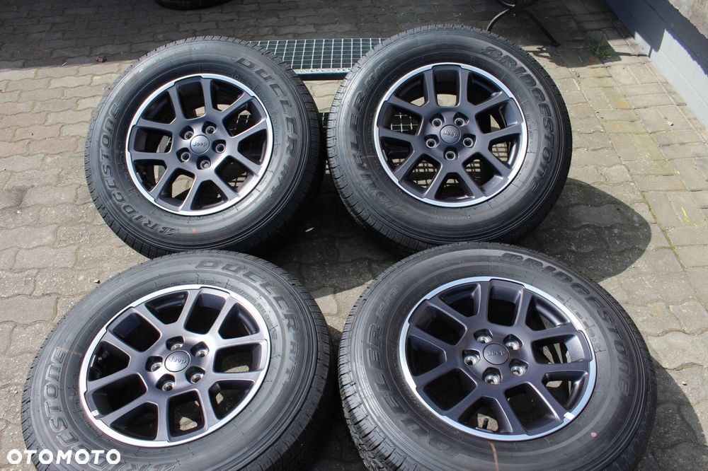oryg jeep wrangler 18cali 5x127 et44,45 7,5j tpms - 2