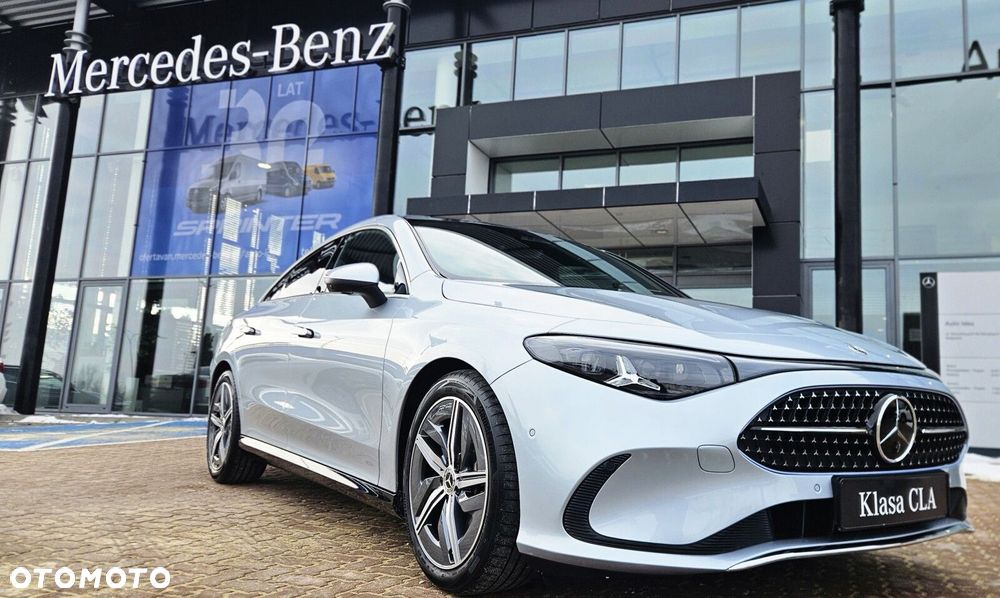 Mercedes-Benz CLA - 2