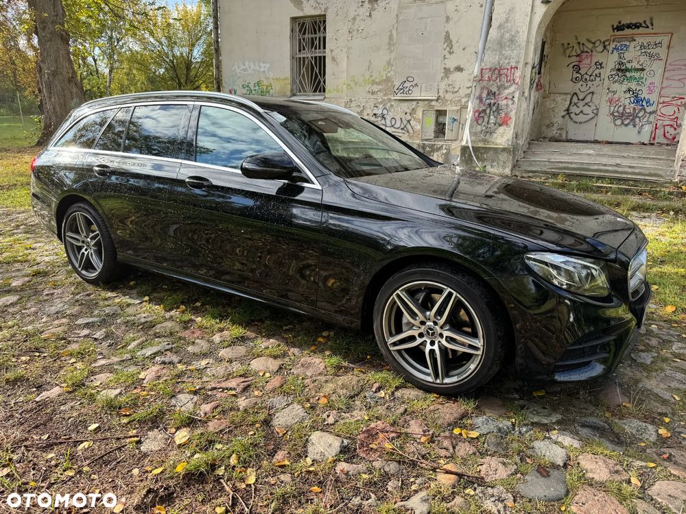 Mercedes-Benz Klasa E 220 d 4-Matic 9G-TRONIC - 4