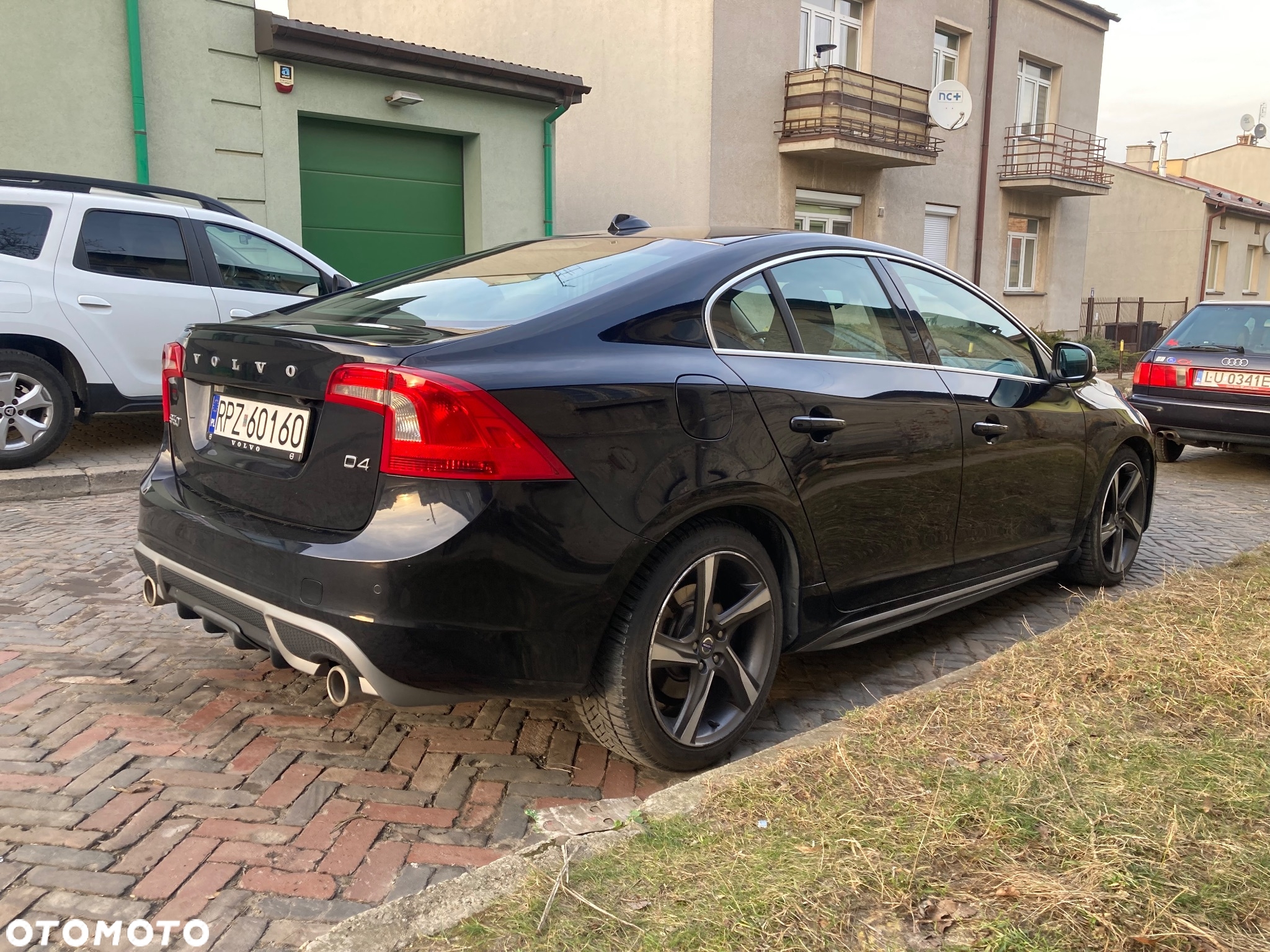 Volvo S60 D4 R-Design - 6