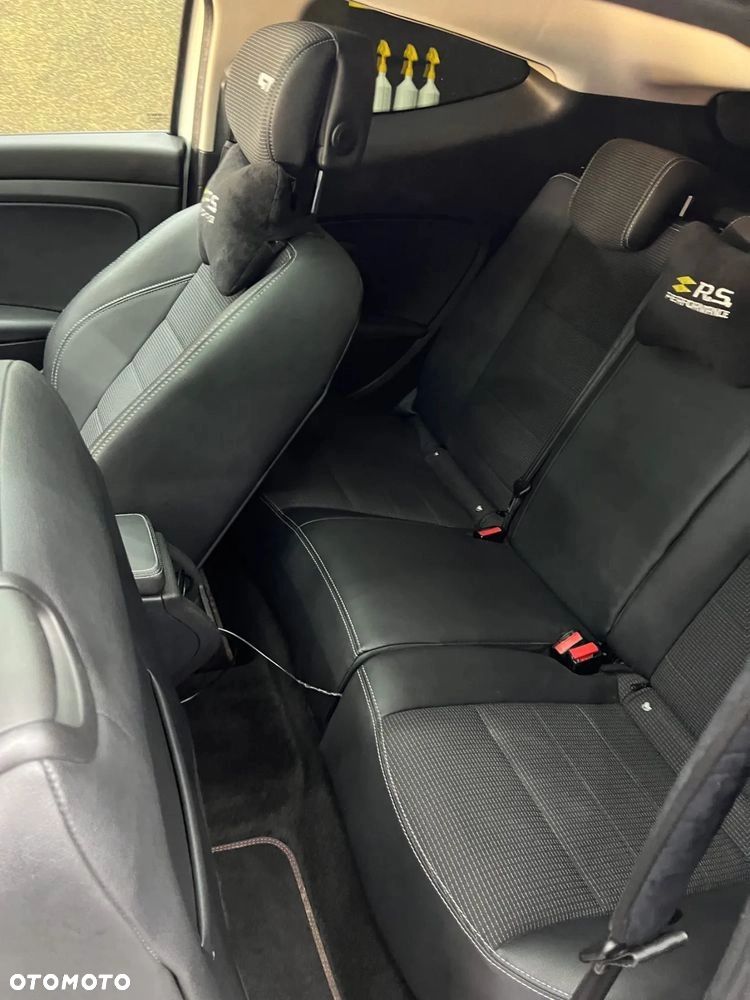 Renault Megane 220 GT - 4