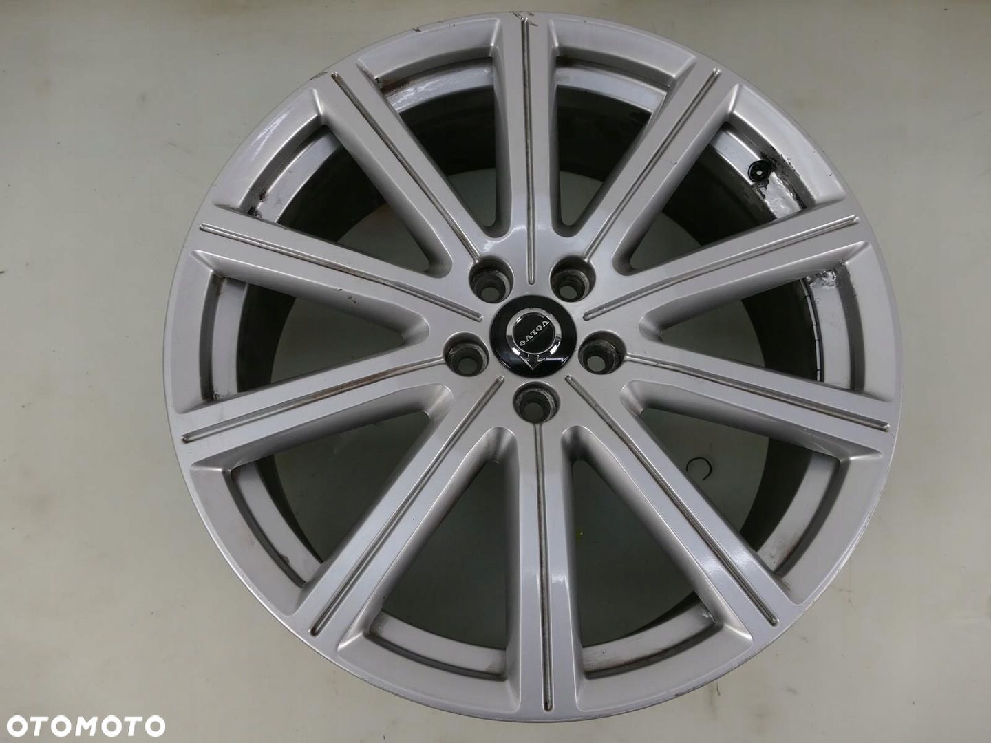 VOLVO XC60 I FELGA ALUMINIOWA 8Jx20 20" 31362385 - 1