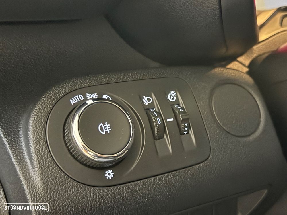 Opel COMBO LONGA/ 2022/ NACIONAL/IVA DEDUTIVEL - 17