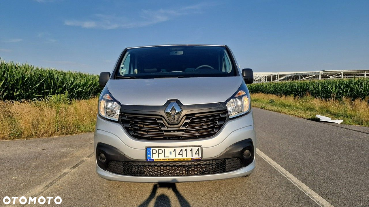 Renault Trafic - 12
