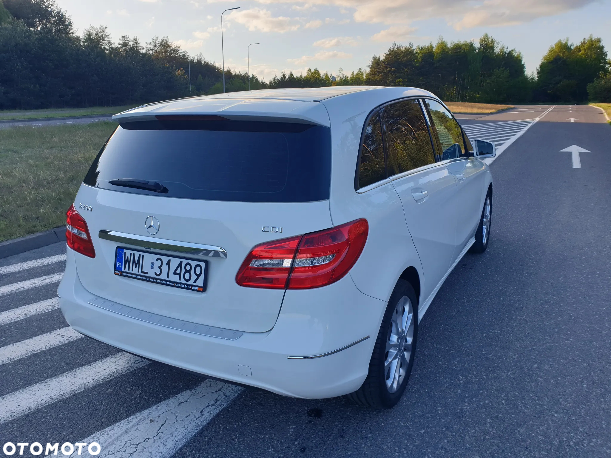 Mercedes-Benz Klasa B 200 CDI (BlueEFFICIENCY) 7G-DCT - 9