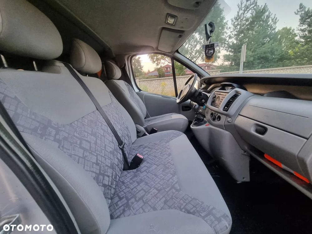 Opel Vivaro L2H1 2.9t - 14