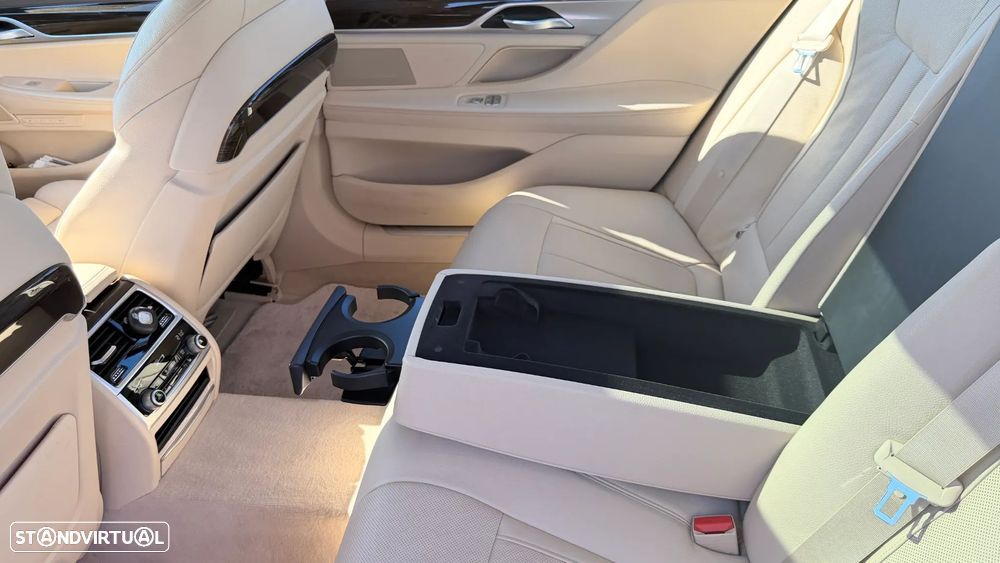 BMW 730 - 29