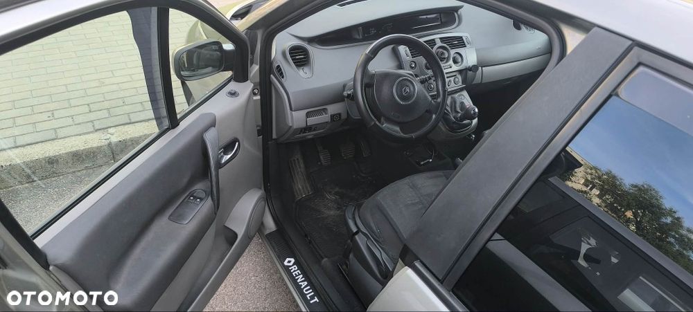 Renault Scenic - 3