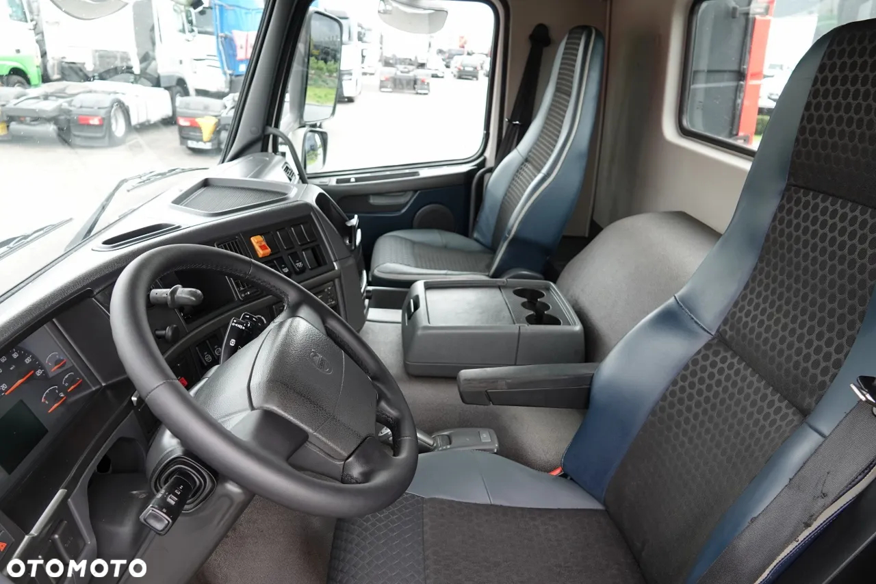 Volvo FM 380 / PEŁNY ADR / MAŁY PRZEBIEG / SPROWADZONY - 24