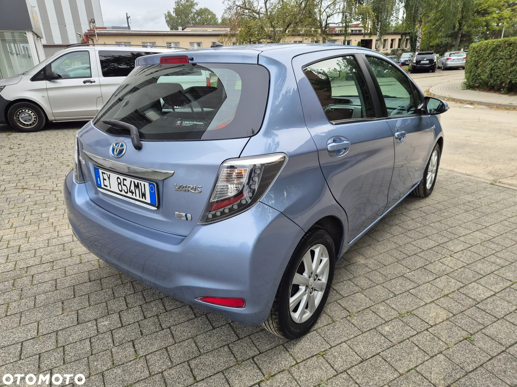 Toyota Yaris Hybrid 1.5 VVT-i - 6
