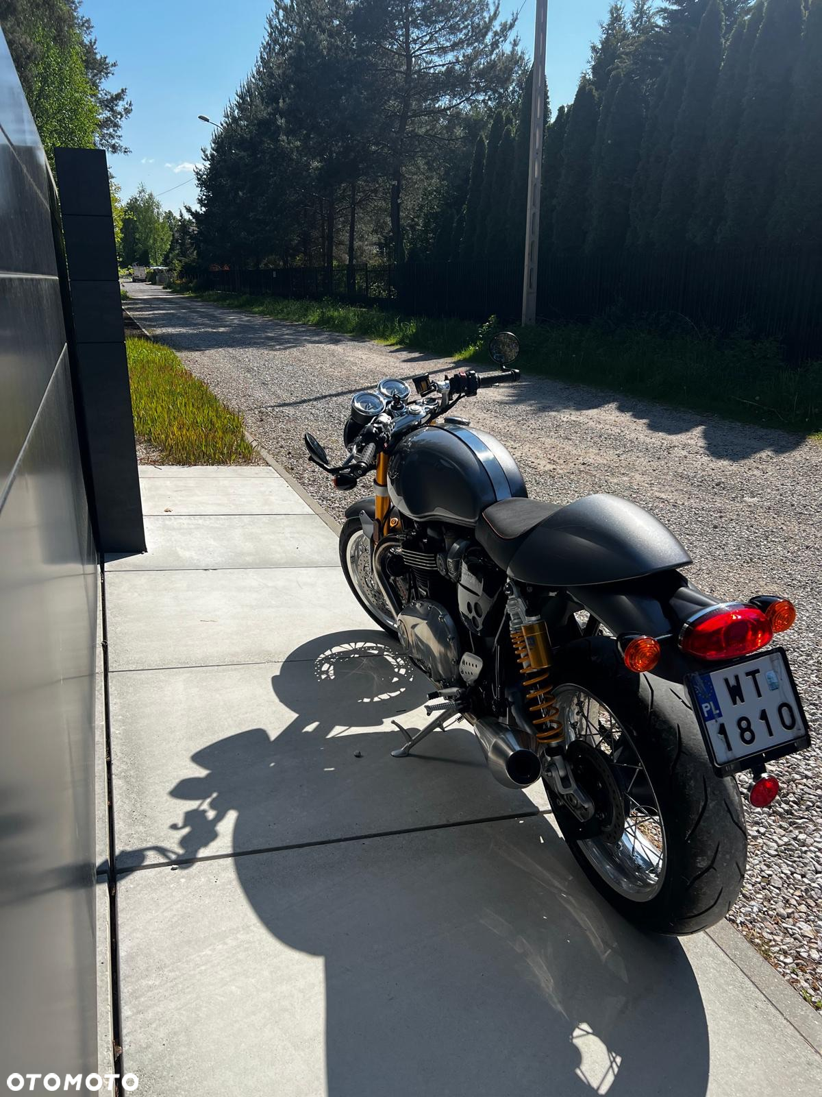 Triumph Thruxton - 8