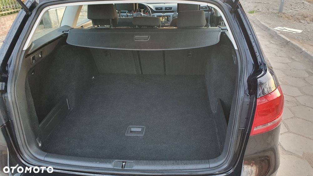 Volkswagen Passat 2.0 TDI BlueMotion Technology Comfortline - 16