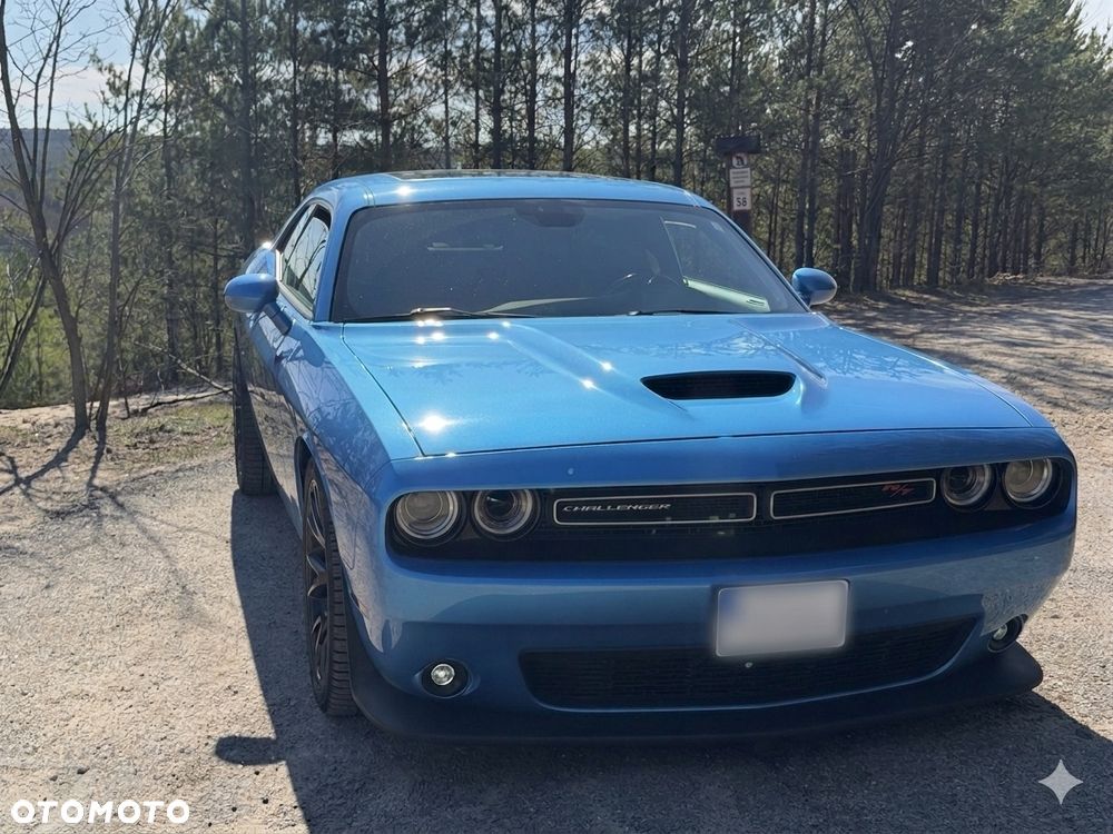Dodge Challenger 5.7 R/T - 2