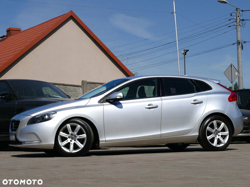 Volvo V40 D2 Powershift Momentum - 3