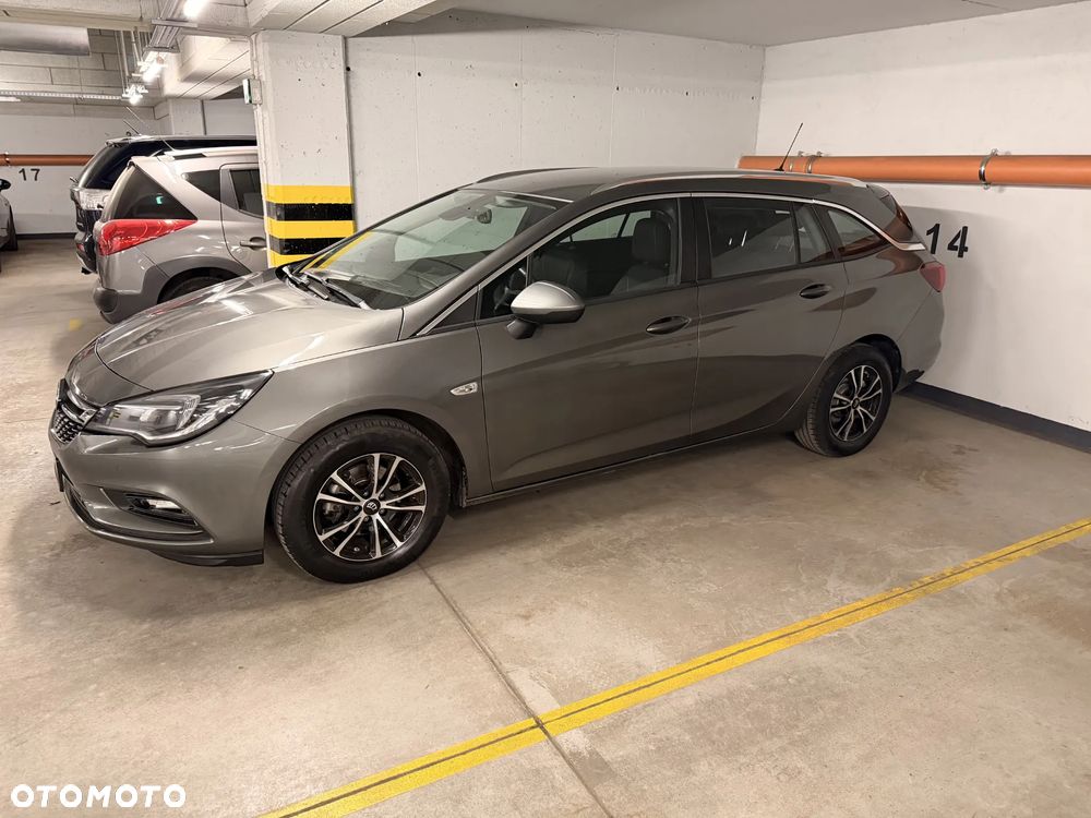 Opel Astra 1.4 Enjoy - 1