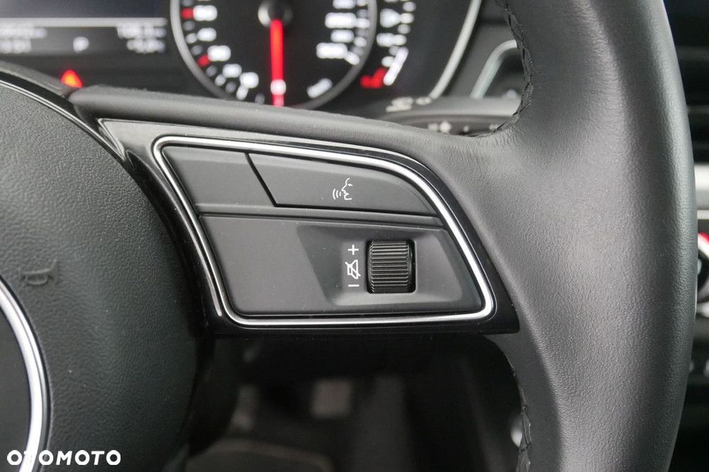 Audi A4 Limousine - 23