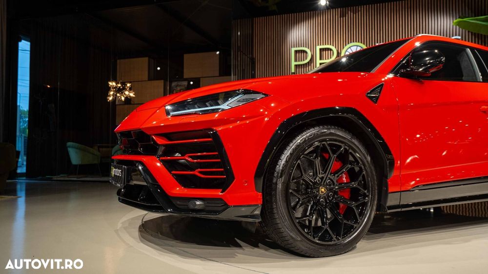 Lamborghini URUS - 7