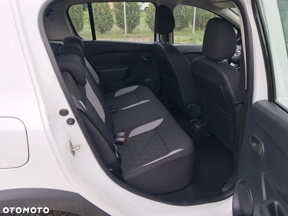 Dacia Sandero Stepway TCe 90 (S&S) Celebration - 20
