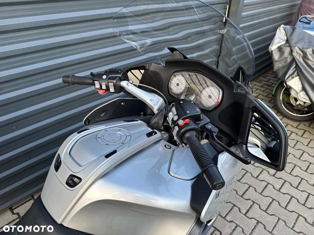 BMW R - 8