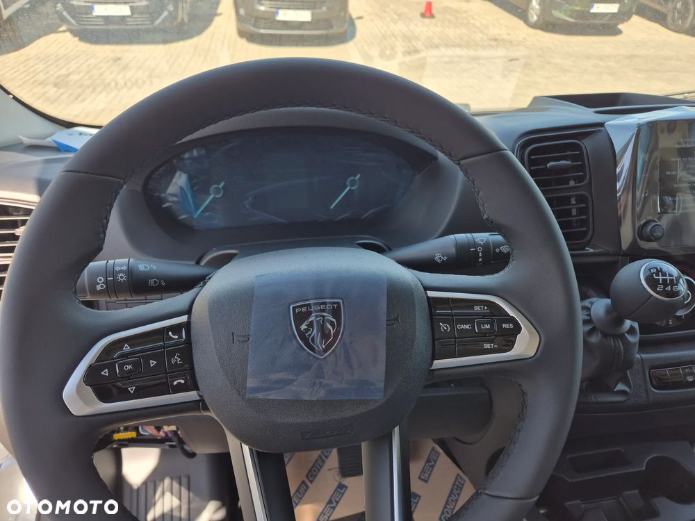 Peugeot Boxer Furgon L4H2 140KM FOTEL BUJANY/FULL LED/KAMERA - 9