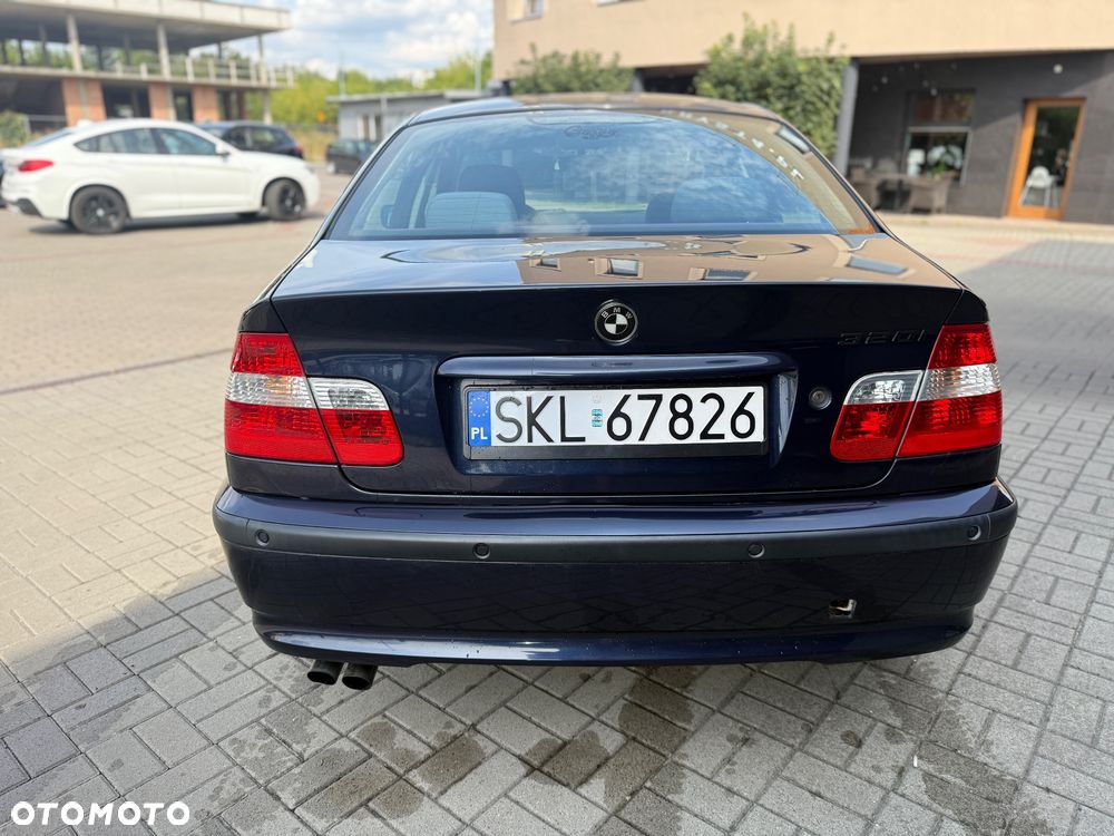 BMW Seria 3 320i Edition Exclusive - 8