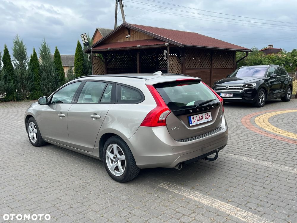 Volvo V60 D2 Drive-E Summum - 5