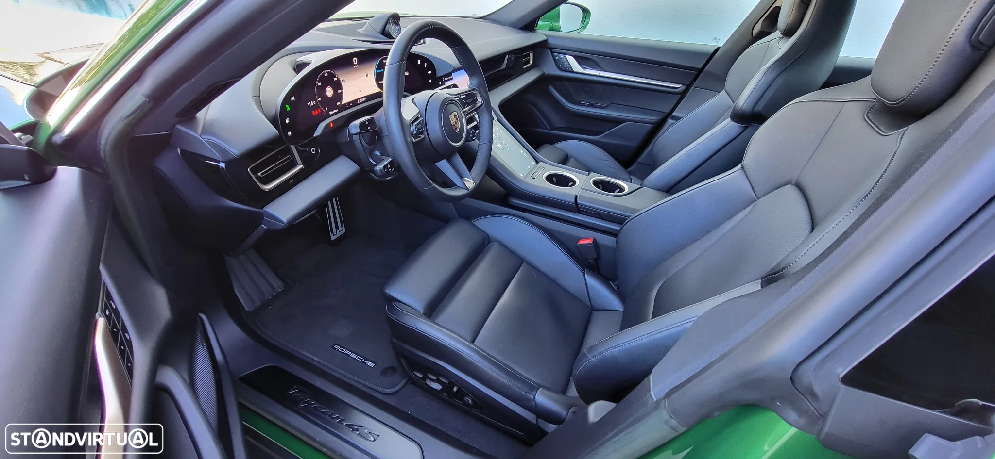 Porsche Taycan 4S - 18