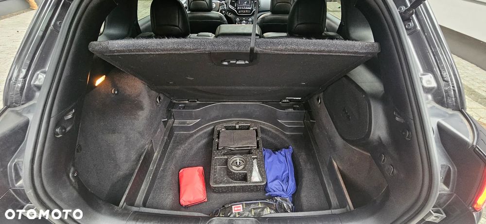 Jeep Cherokee 2.0 GME Active Drive I Limited - 15