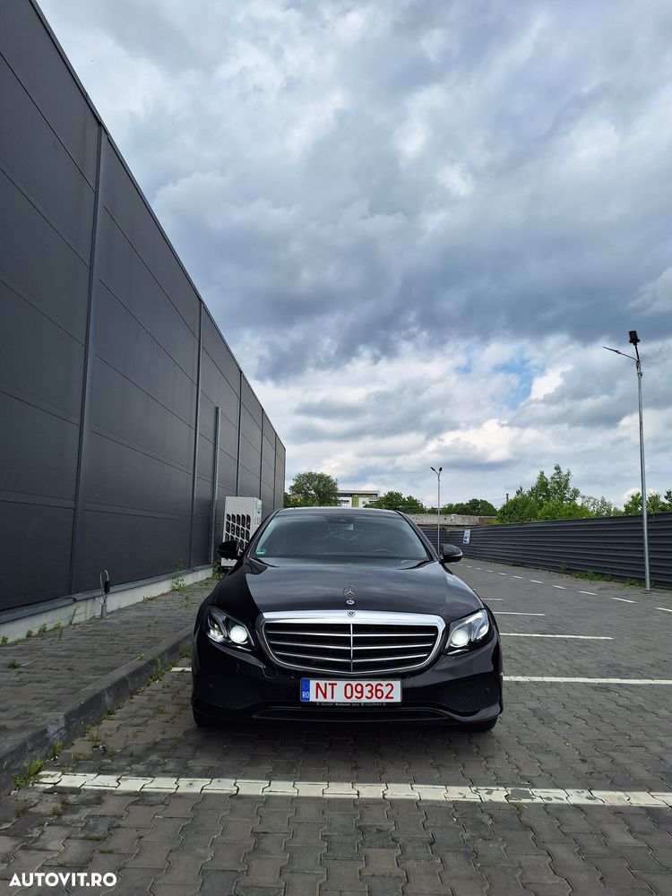 Mercedes-Benz E 220 d 9G-TRONIC - 19