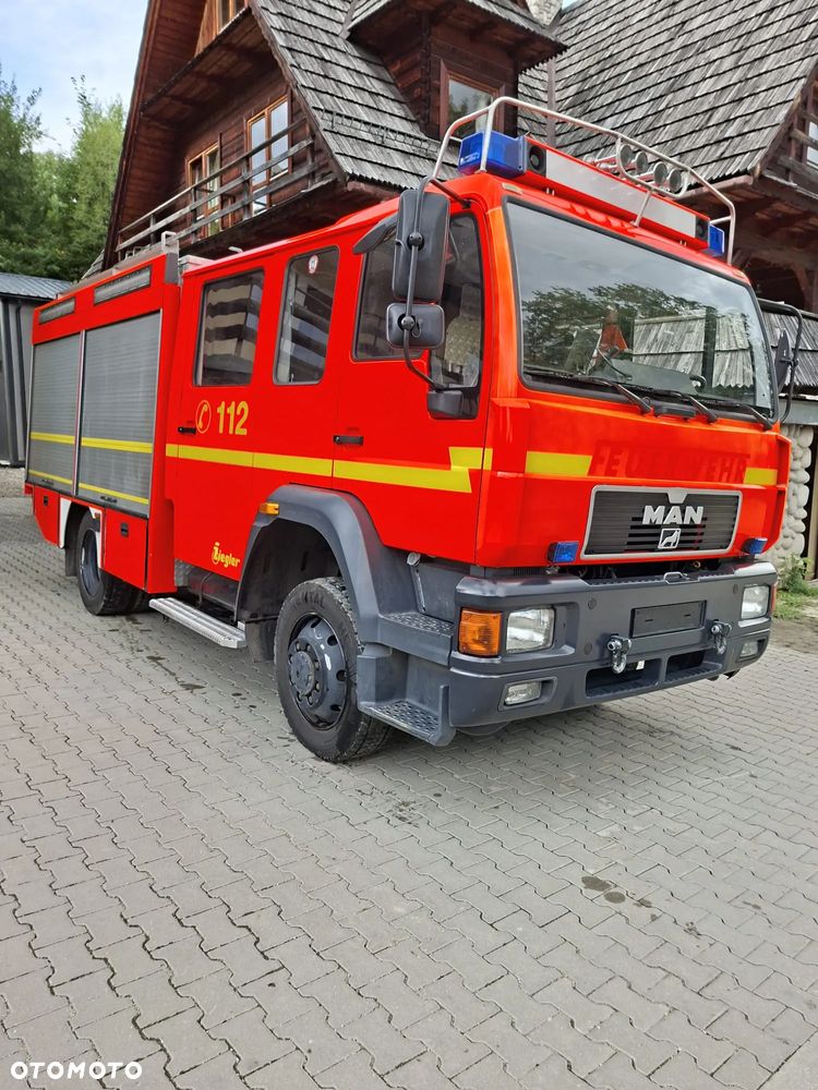 MAN 4X4 L2000 - 1