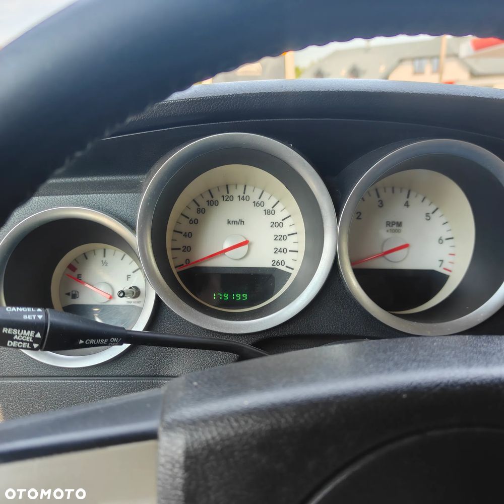 Dodge Charger 5.7 V8 RT - 13