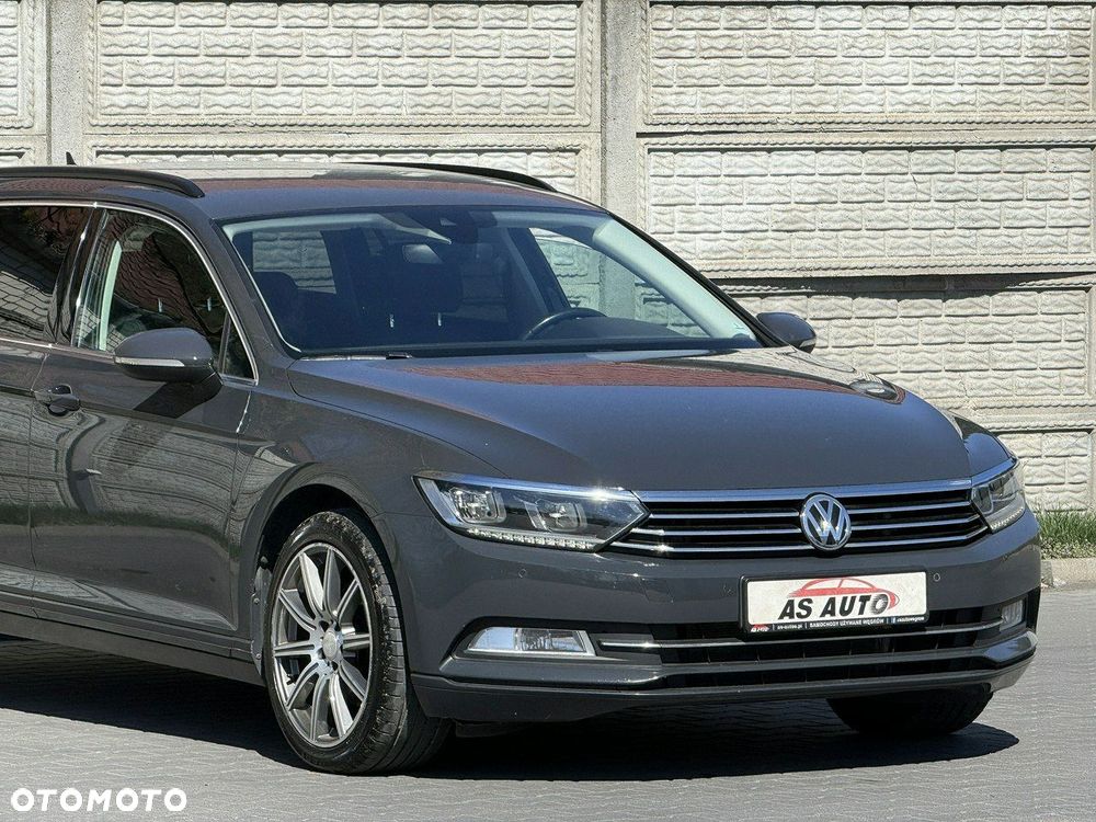 Volkswagen Passat - 33